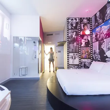 Magenta Pantheon Navona 4* Rome