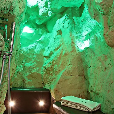 Magenta Pantheon Navona 4* Rome