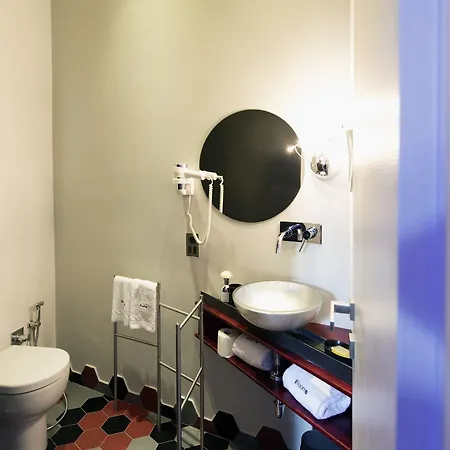 Alojamento de Acomodação e Pequeno-almoço Magenta Pantheon Navona 4*
