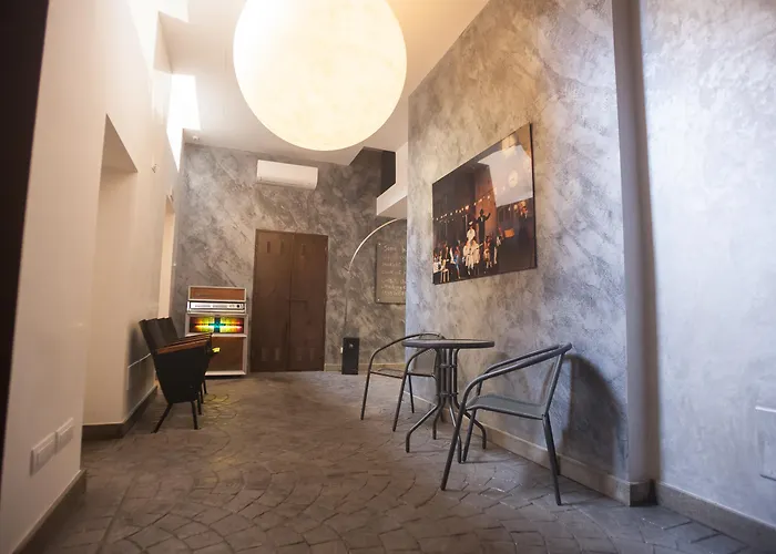 Magenta Pantheon Navona Рим