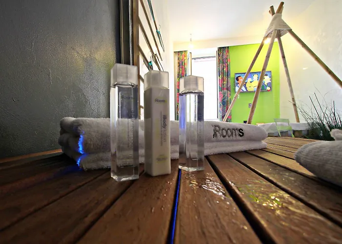 Magenta Pantheon Navona