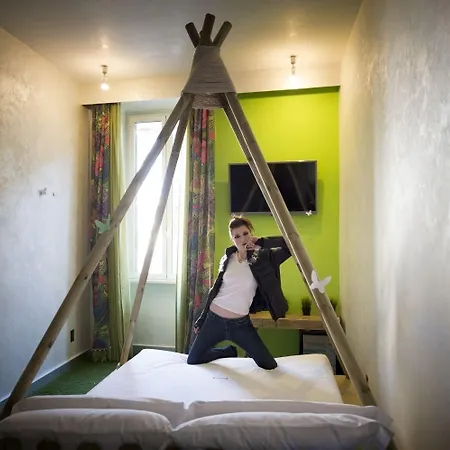 Magenta Pantheon Navona 4*